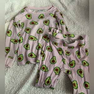Avocato Kids old navy long pajama set 6T
